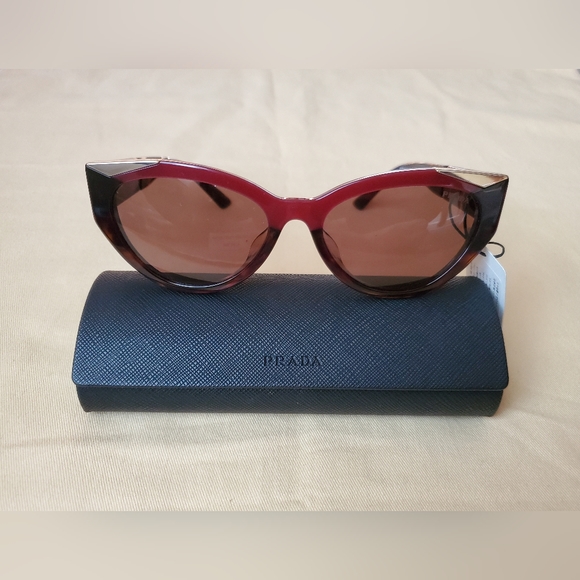 Brand New Prada sunglasses main image 4